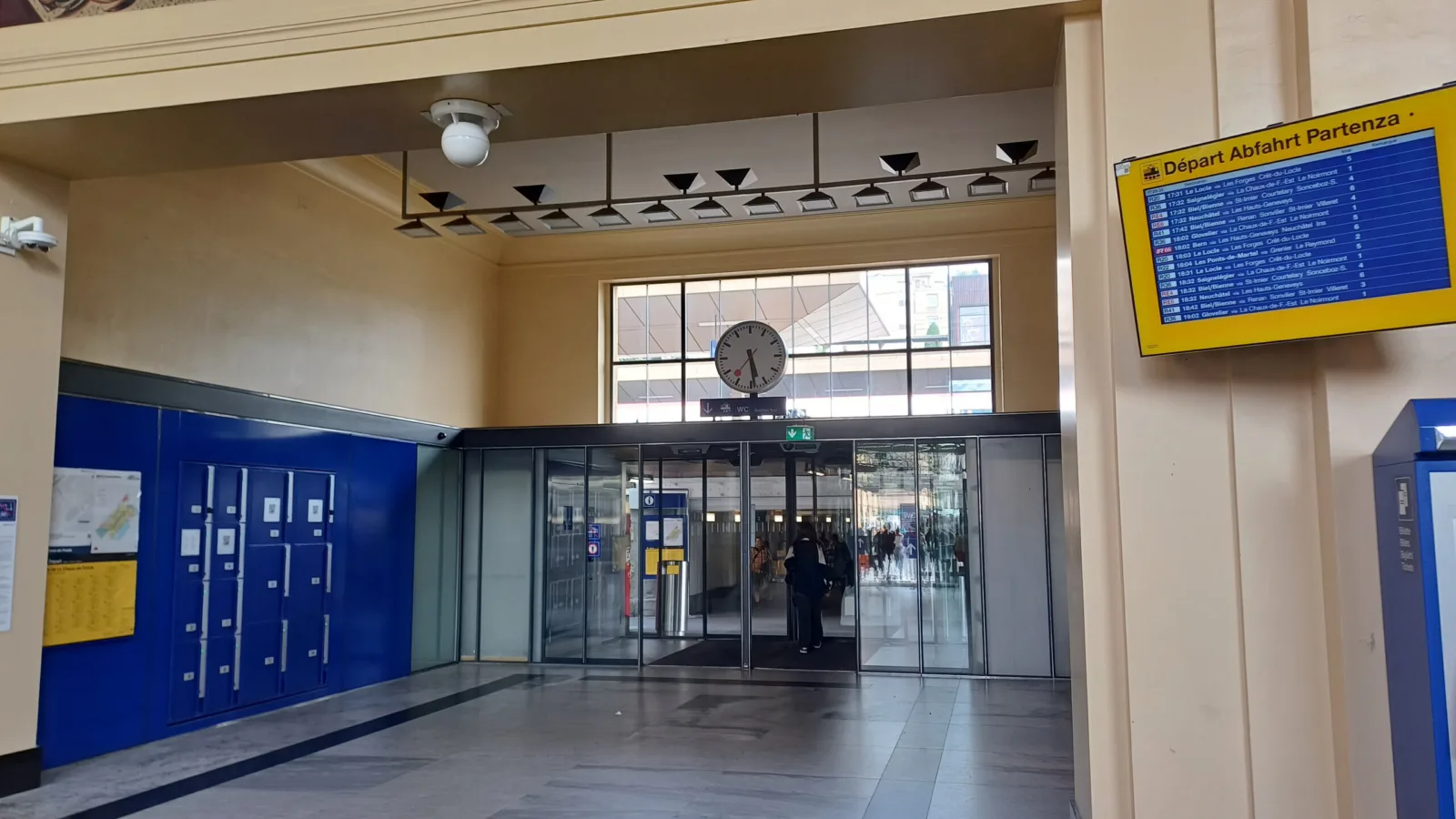 Horloge gare La Chaux-de-Fonds