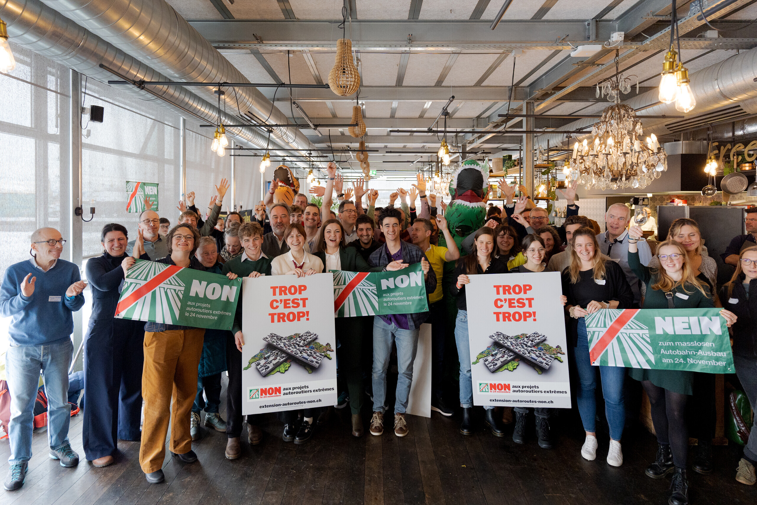 Non à l’extension des autoroutes . Fête de la votation.