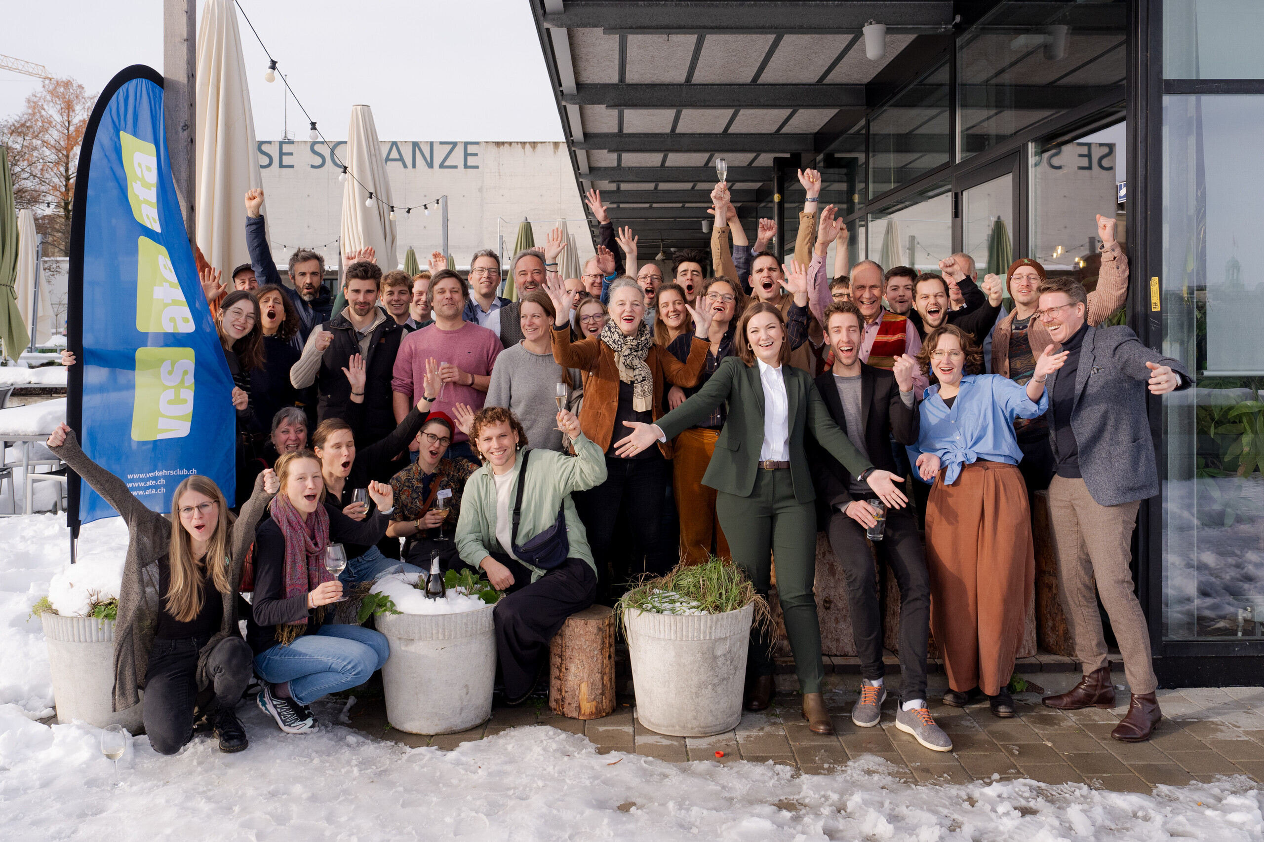 Non à l’extension des autoroutes . Fête de la votation.