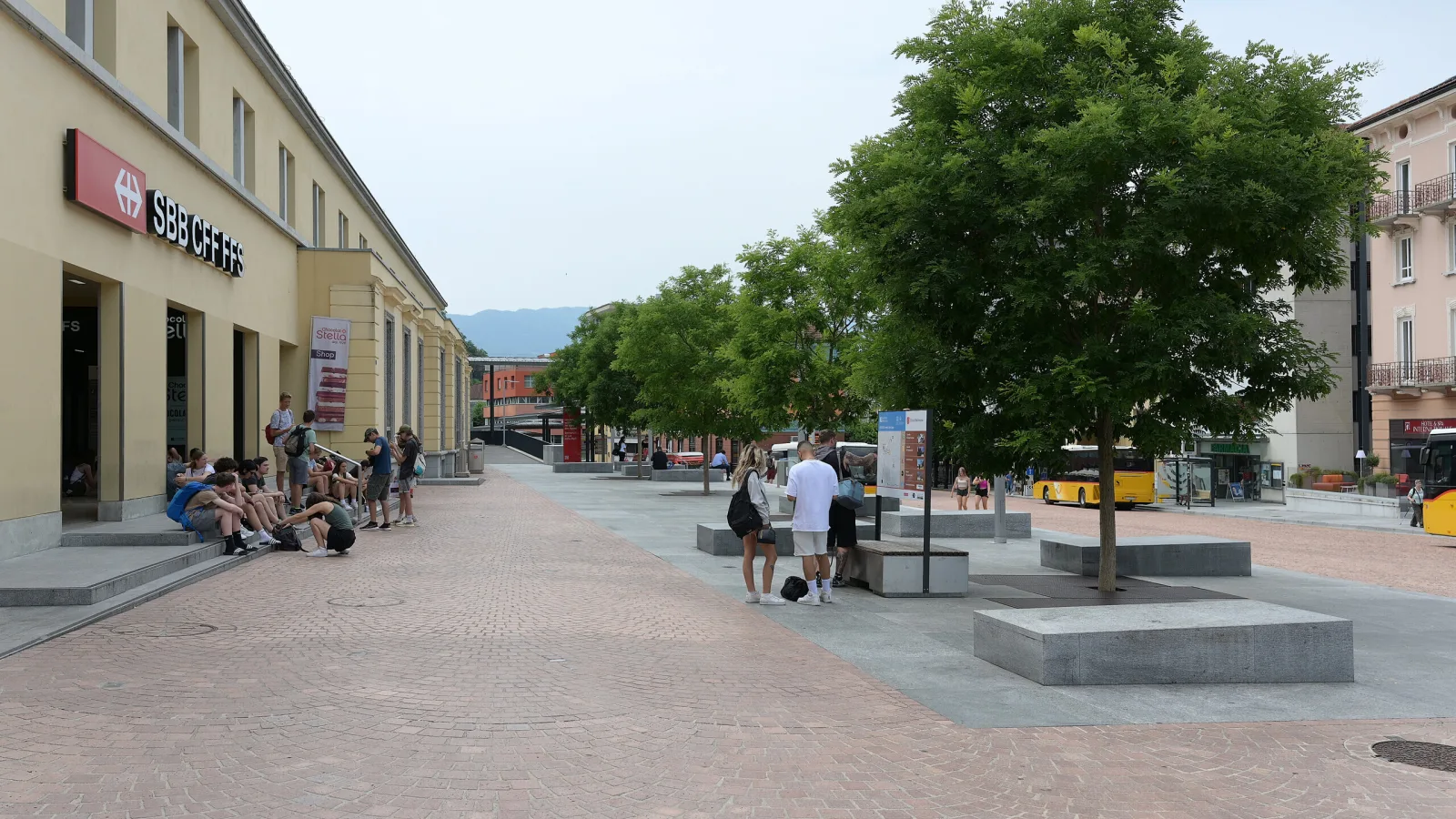 Bellinzona Place de la gare Prix Flux