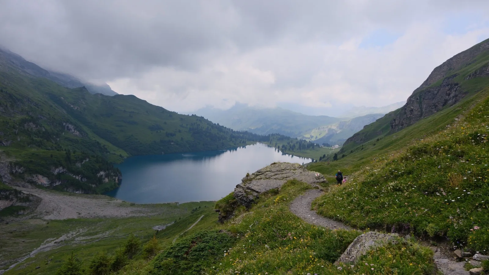 Die vier Seen Wanderung Camille