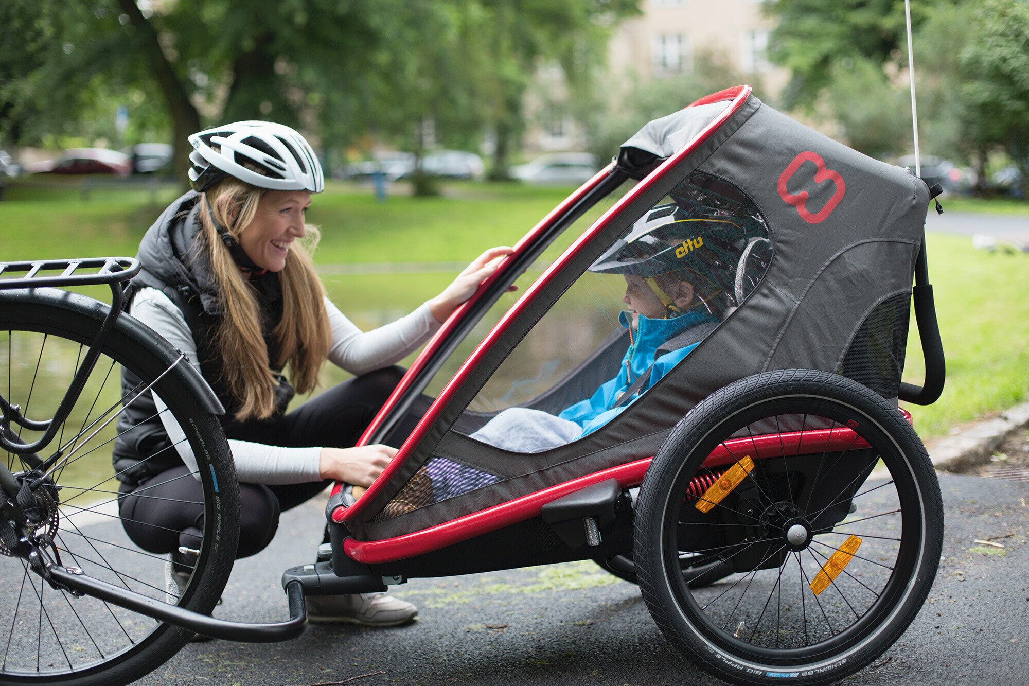 Vélo Enfant Remorque Transport Femme