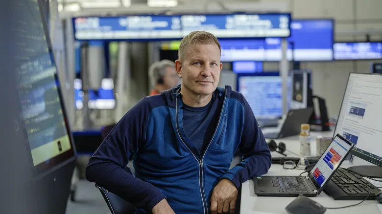 ÖV Porträts Patrick R Osset2 Foto Fabian Lütolf Setrunners ch